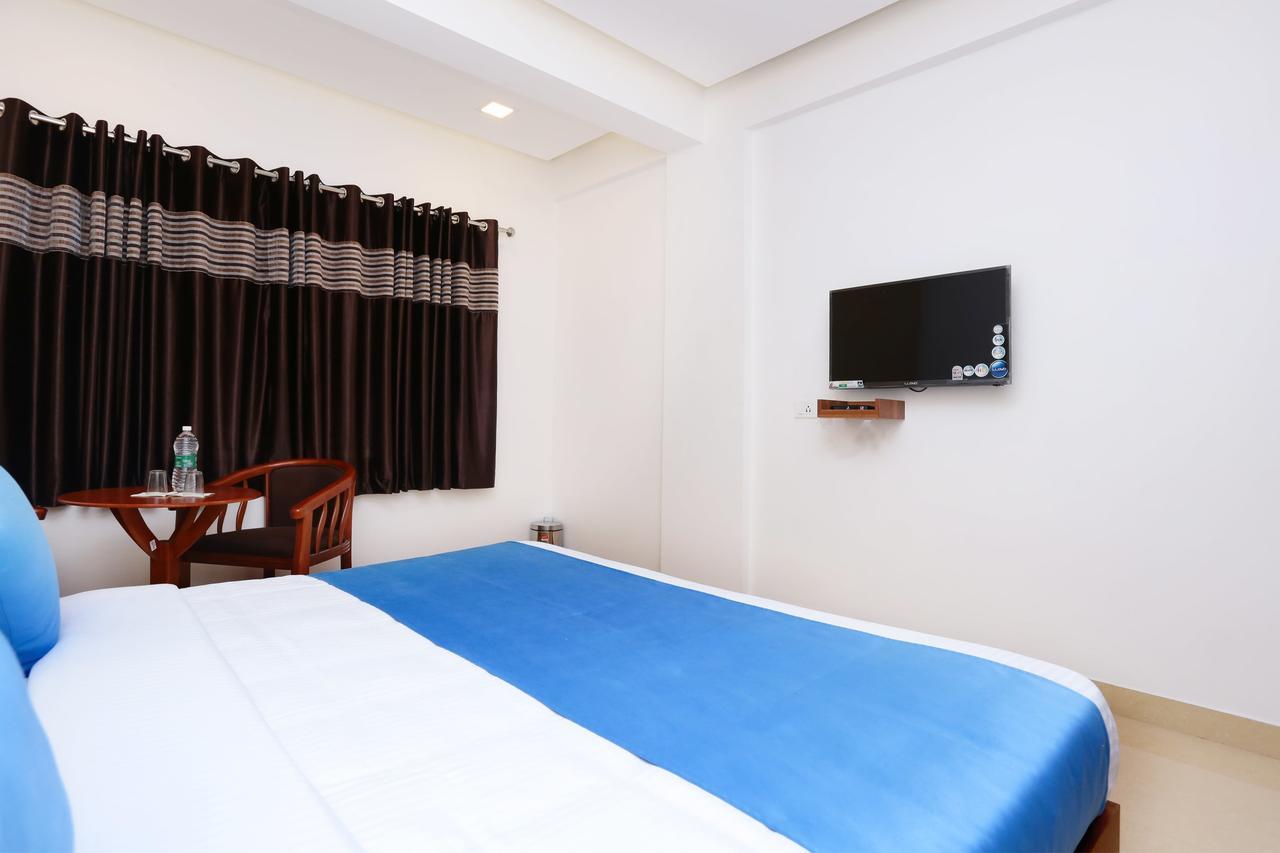 Hotel Ayodhya Residency Kozhikode Esterno foto